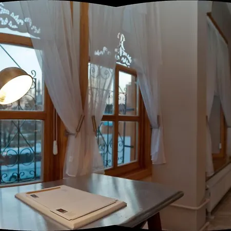 Hotel Hich 3*