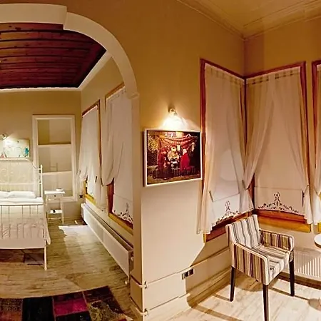 Hich Hotel Konya