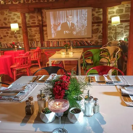Hich Hotel